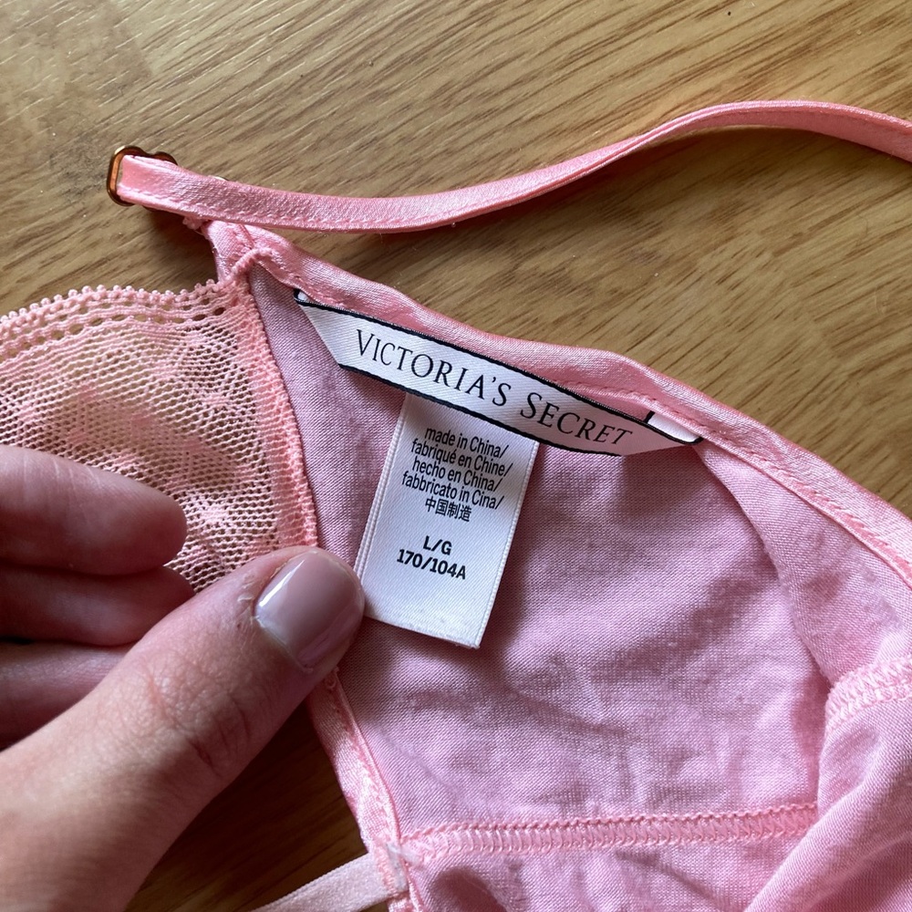 Victoria's Secret Pink Lace Chemise - Picture 4 of 5